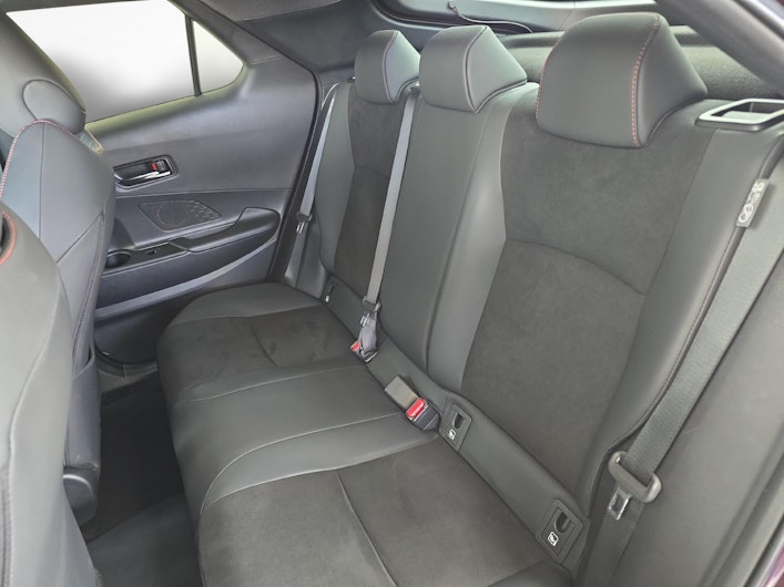 Vehicle image TOYOTA C-HR