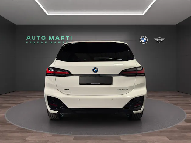 BMW 230e xDrive Active Tourer