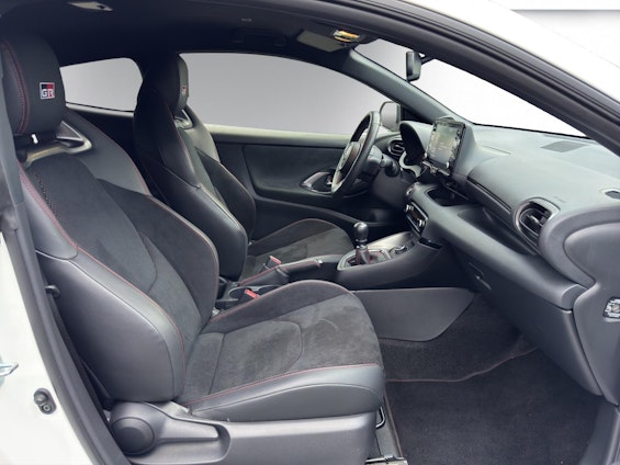 Vehicle image 13 Vehicle image 13