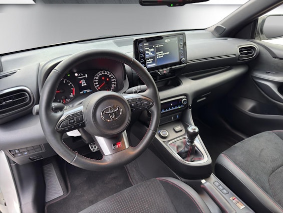 Vehicle image 12 Vehicle image 12