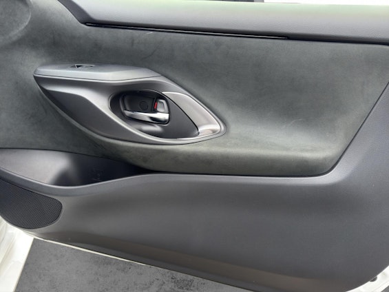 Vehicle image 14 Vehicle image 14