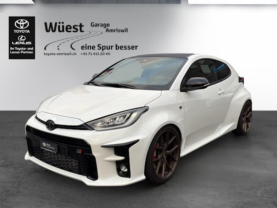 First vehicle image First vehicle image