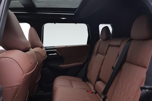 Vehicle image MITSUBISHI Outlander 2.4 PHEV Instyle+ 4x4