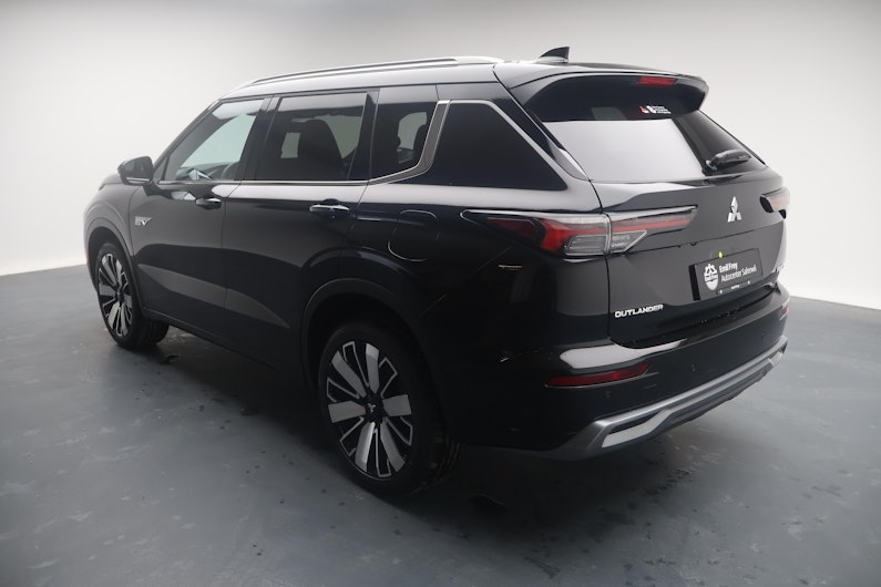 Vehicle image MITSUBISHI OUTLANDER