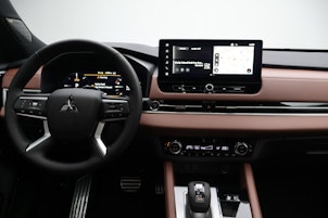 Vehicle image MITSUBISHI Outlander 2.4 PHEV Instyle+ 4x4