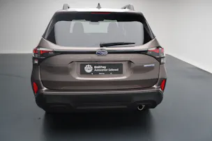 Subaru Forester Station 2.0i e-Boxer Swiss Plus