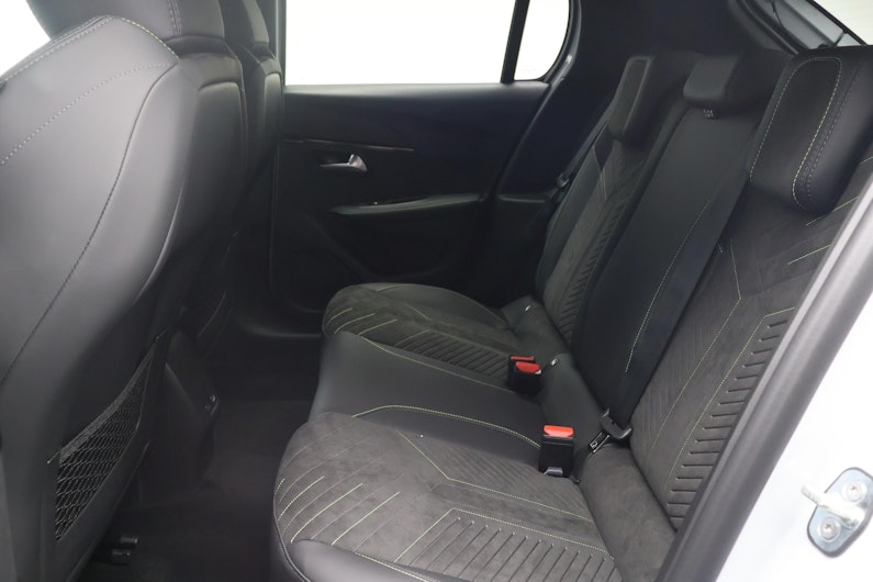 Vehicle image PEUGEOT 208