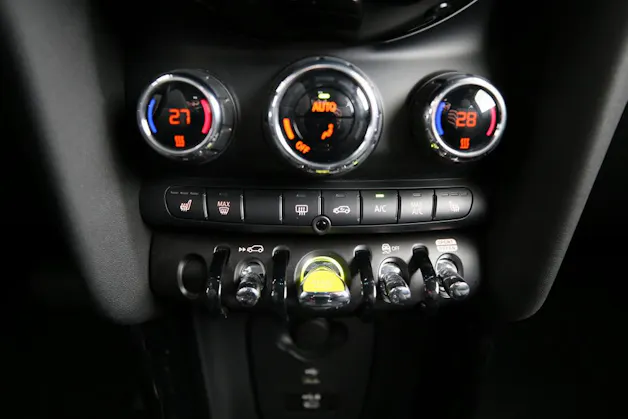 Mini F56 Cooper SE
