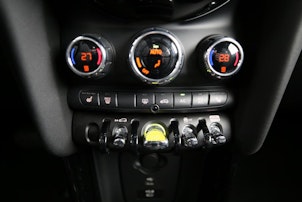 Vehicle image MINI F56 Cooper SE