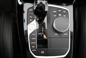 Vehicle image BMW X3 30e xDrive