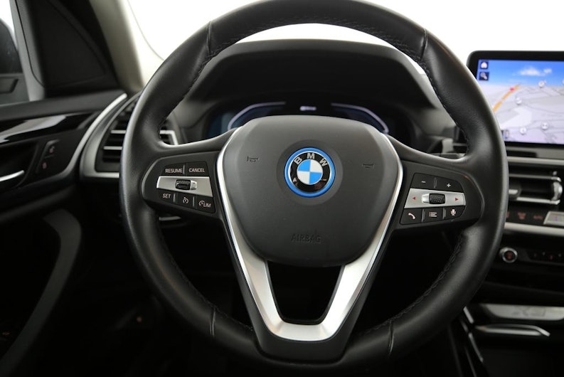 Vehicle image BMW X3