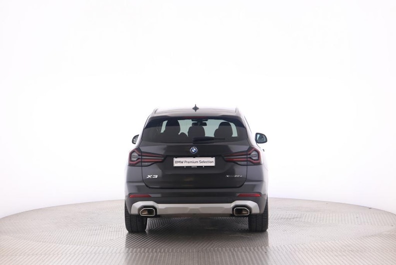 Vehicle image BMW X3