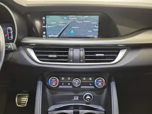 Alfa Romeo Stelvio 2.0 Q4 280 Veloce Sky