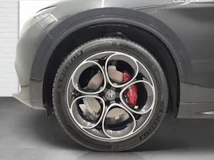 Alfa Romeo Stelvio 2.0 Q4 280 Veloce Sky