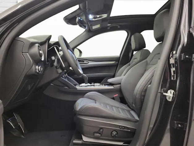 Alfa Romeo Stelvio 2.0 Q4 280 Veloce Sky