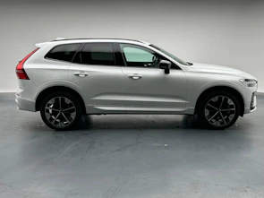 image du véhicule VOLVO XC60 2.0 T6 TE Ultra Dark eAWD