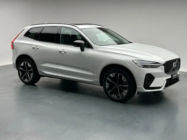 Volvo XC60 2.0 T6 TE Ultra Dark eAWD