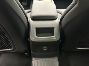 image du véhicule VOLVO XC60 2.0 T6 TE Ultra Dark eAWD