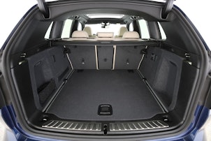 Vehicle image BMW X3 30i xDrive