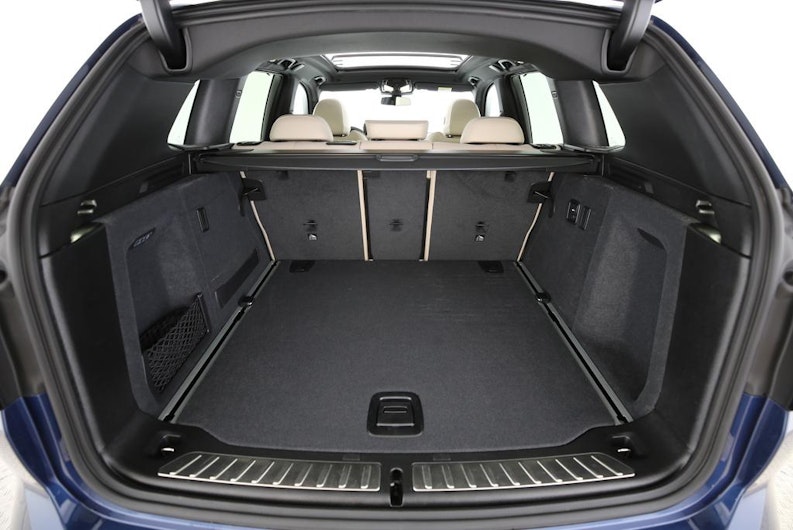 Vehicle image BMW X3