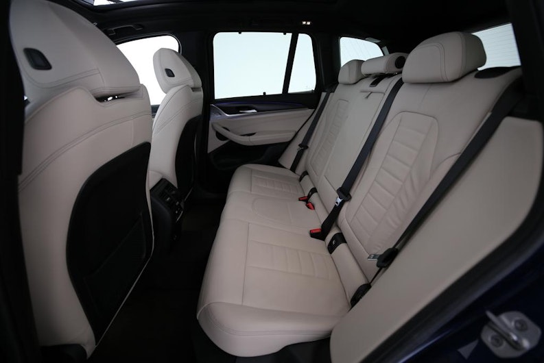 Vehicle image BMW X3