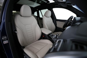 Vehicle image BMW X3 30i xDrive