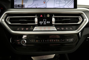 Vehicle image BMW X3 30i xDrive