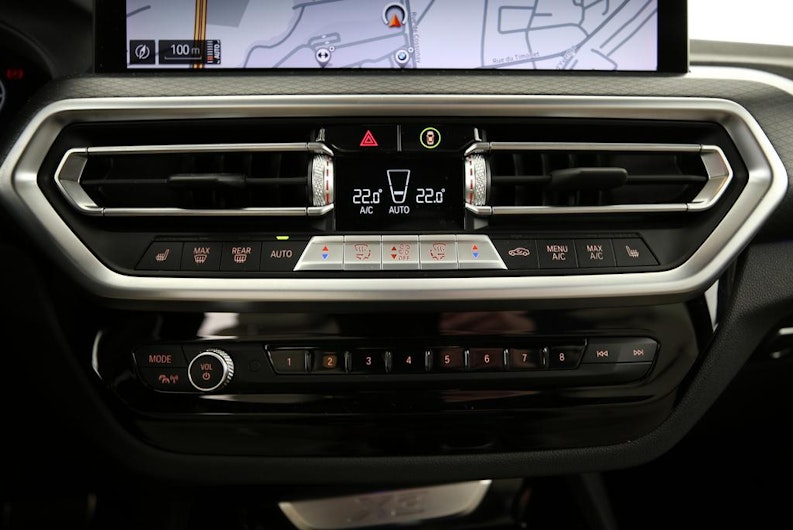 Vehicle image BMW X3