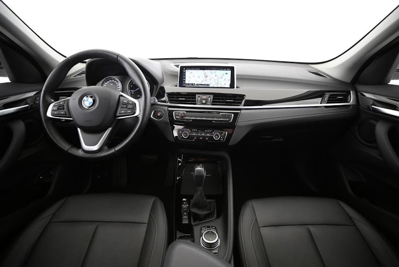 Vehicle image BMW X1