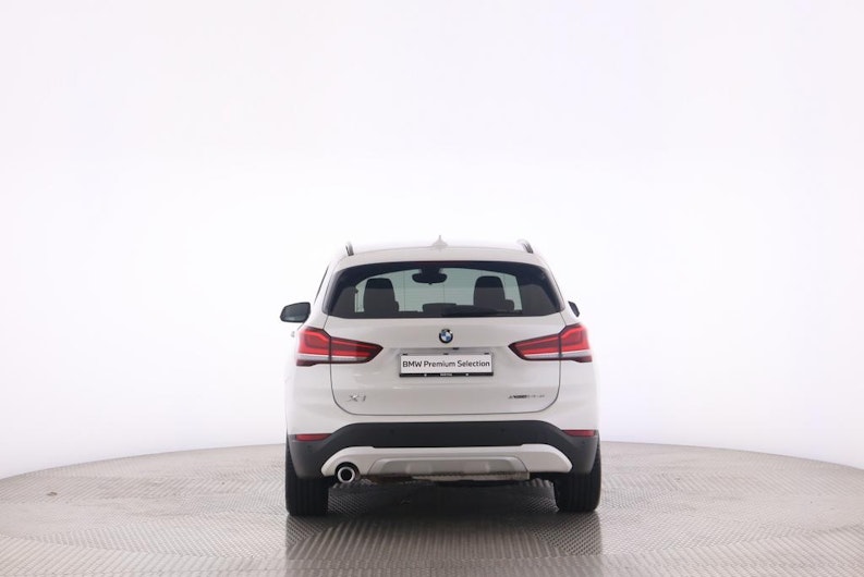 Vehicle image BMW X1