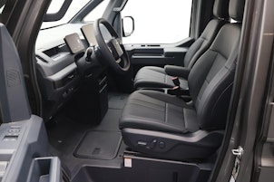 Vehicle image KIA PV5 Passenger 71.2 kWh Elite