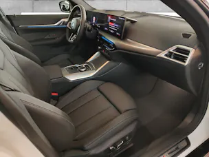 BMW i4 eDrive35