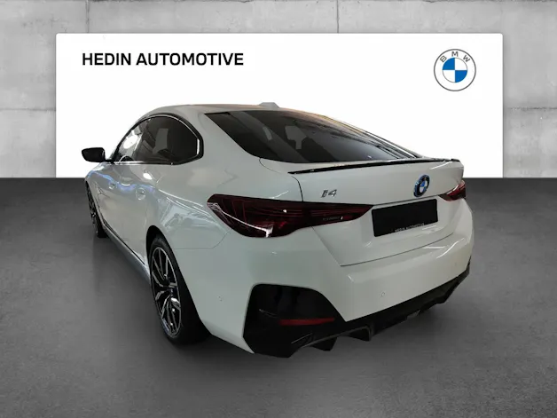 BMW i4 eDrive35