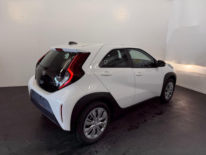 Vehicle image TOYOTA AYGO X