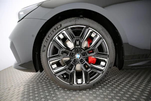 Fahrzeugbild BMW i5 M60 xDrive Touring