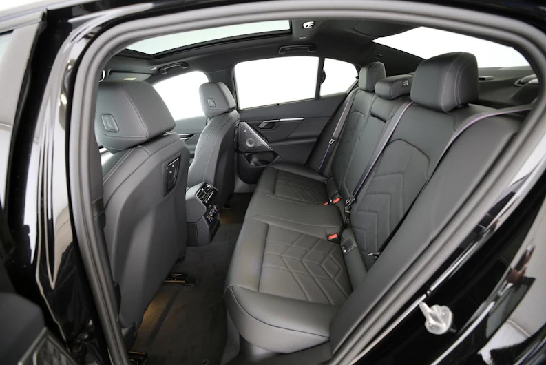 Fahrzeugbild BMW 5 SERIES