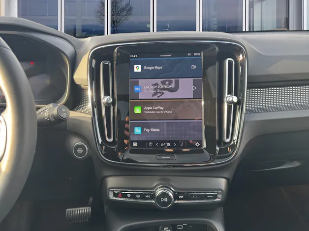 Volvo XC40 2.0 B4 MH Plus Dark AWD