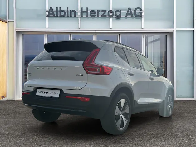 Volvo XC40 2.0 B4 MH Plus Dark AWD