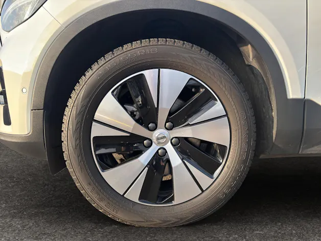Volvo XC40 2.0 B4 MH Plus Dark AWD