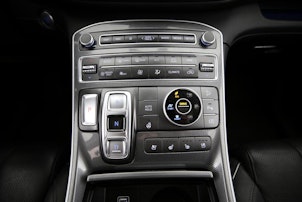 Fahrzeugbild HYUNDAI Santa Fe 1.6 T-GDi HEV Vertex