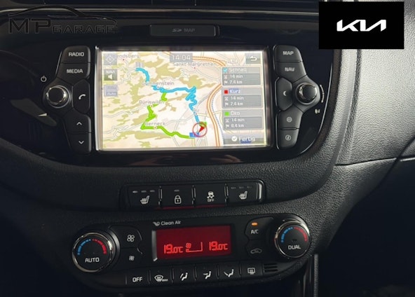 Vehicle image 10 Vehicle image 10