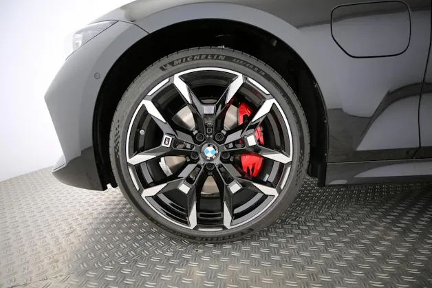 BMW 330e xDrive SAG Touring