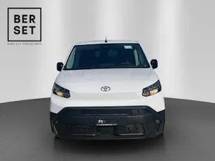 Toyota PROACE CITY Van L2 52KWh Active