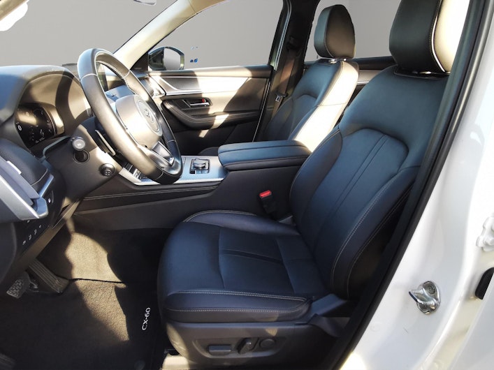 Vehicle image MAZDA CX-60