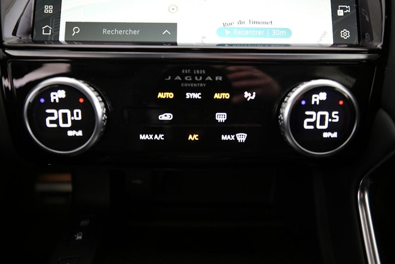 Vehicle image JAGUAR E-PACE