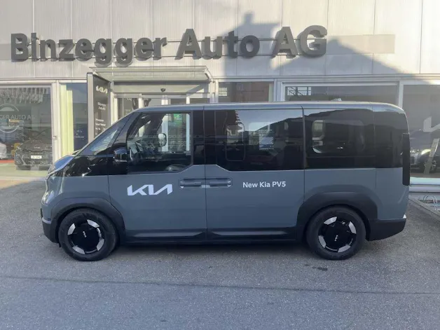 Kia PV5 Passenger 71.2 kWh Plus