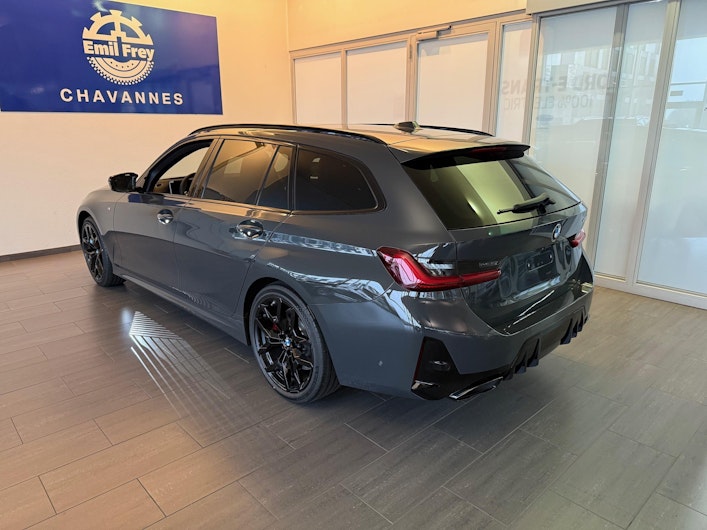 Vehicle image BMW 3 SERIES