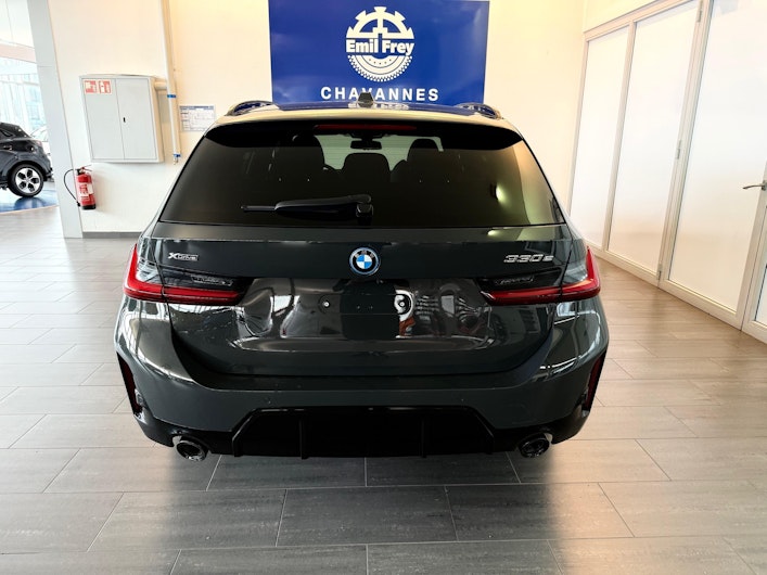 Vehicle image BMW 3 SERIES