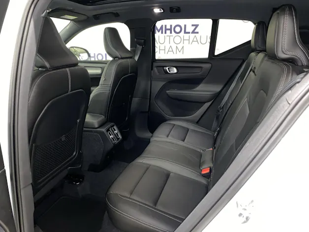Volvo XC40 2.0 T5 R-Design AWD
