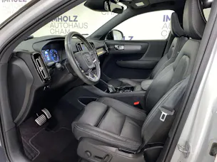 Volvo XC40 2.0 T5 R-Design AWD